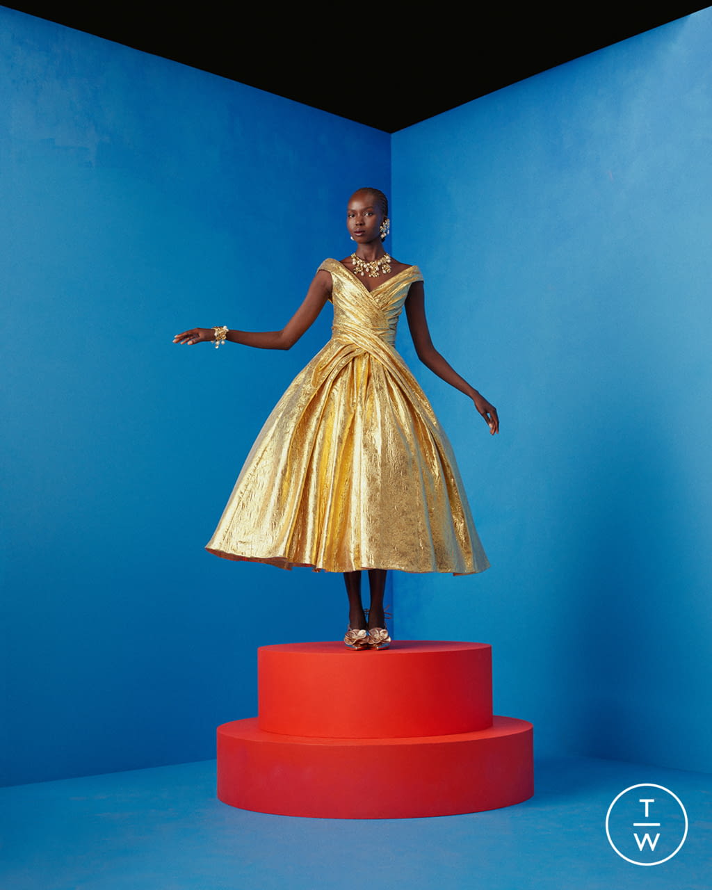 Fashion Week New York Pre-Fall 2022 look 10 de la collection Carolina Herrera womenswear