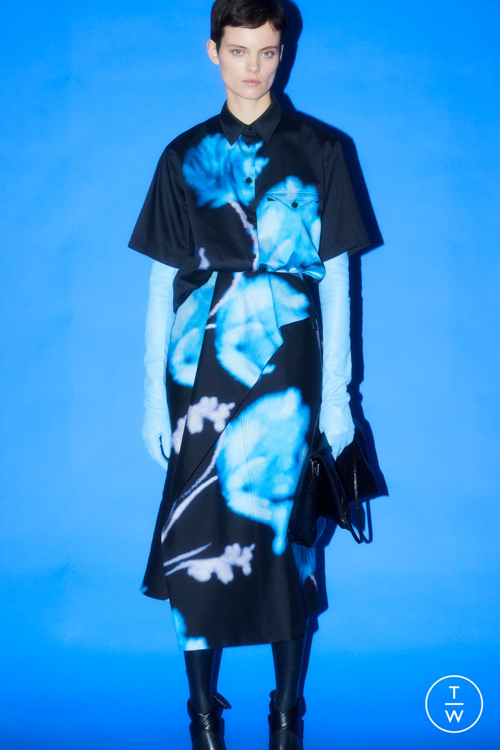 Fashion Week Paris Pre-Fall 2022 look 29 from the Christian Wijnants collection womenswear