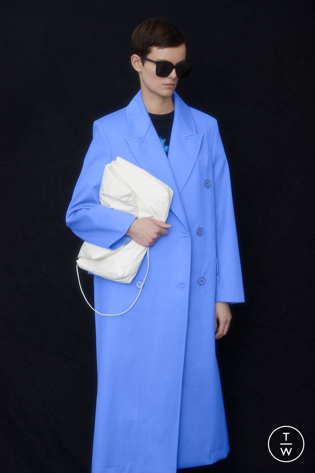 Fashion Week Paris Pre-Fall 2022 look 31 from the Christian Wijnants collection 女装