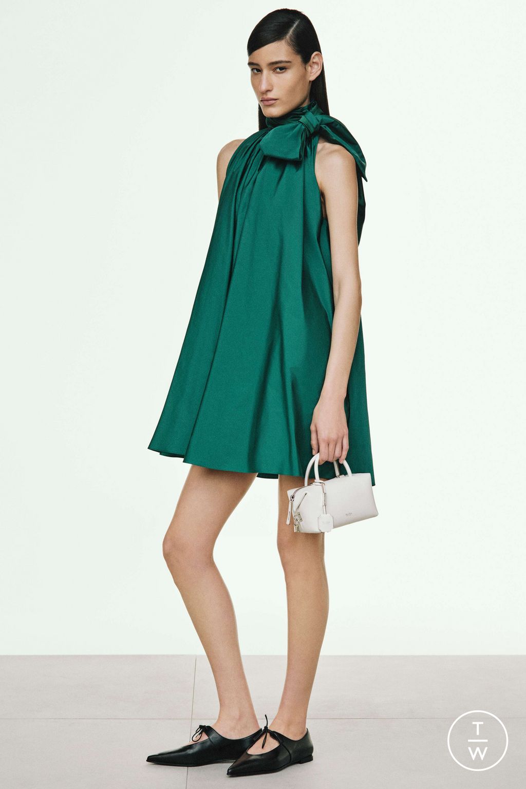 Fashion Week Milan Pre-Fall 2025 look 18 from the Max Mara collection womenswear