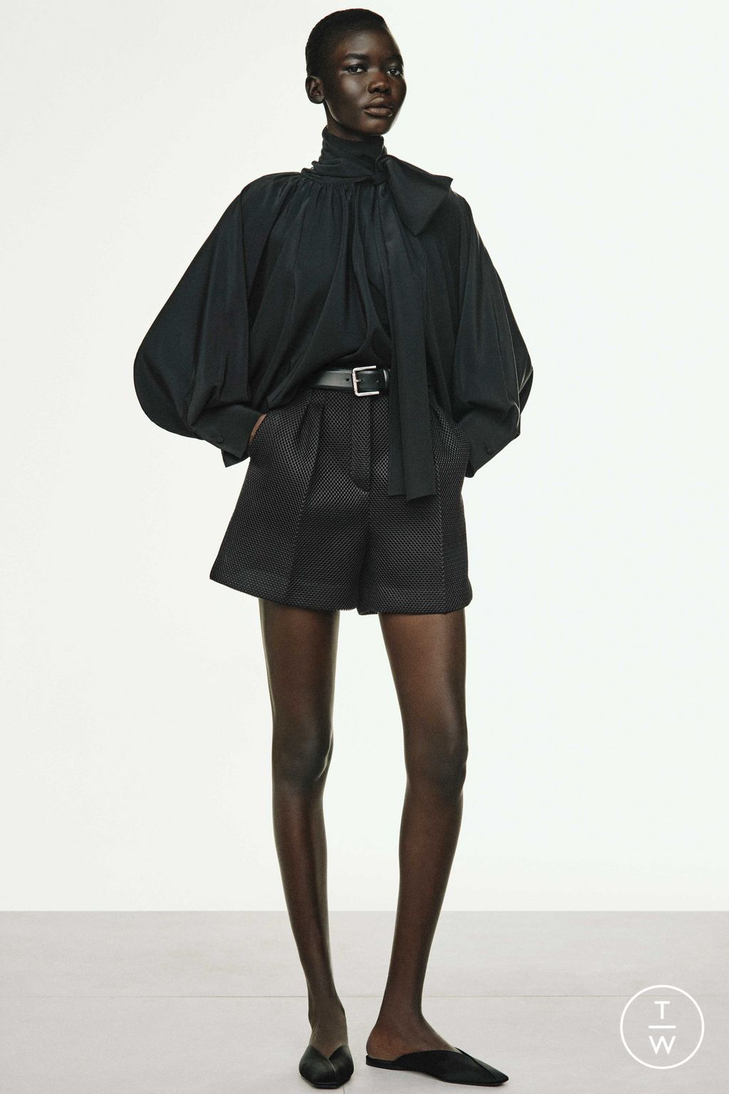 Fashion Week Milan Pre-Fall 2025 look 7 from the Max Mara collection 女装