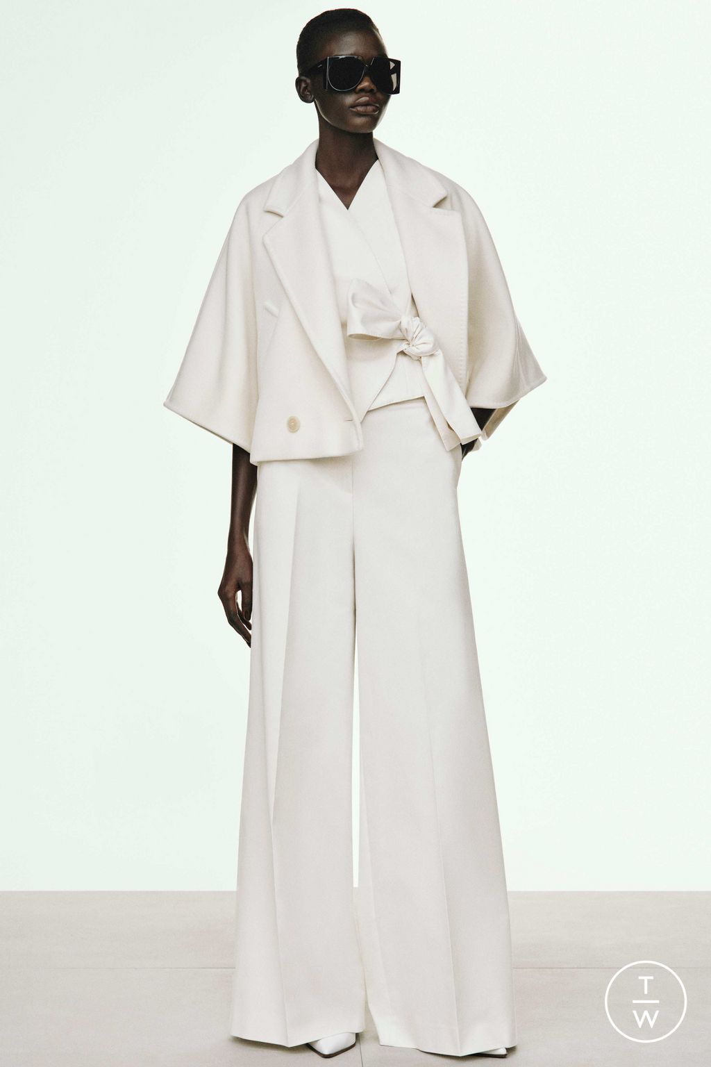 Fashion Week Milan Pre-Fall 2025 look 8 from the Max Mara collection womenswear