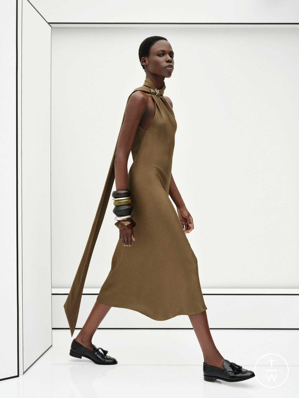 Fashion Week Milan Pre-Fall 2026 look 17 from the Max Mara collection womenswear