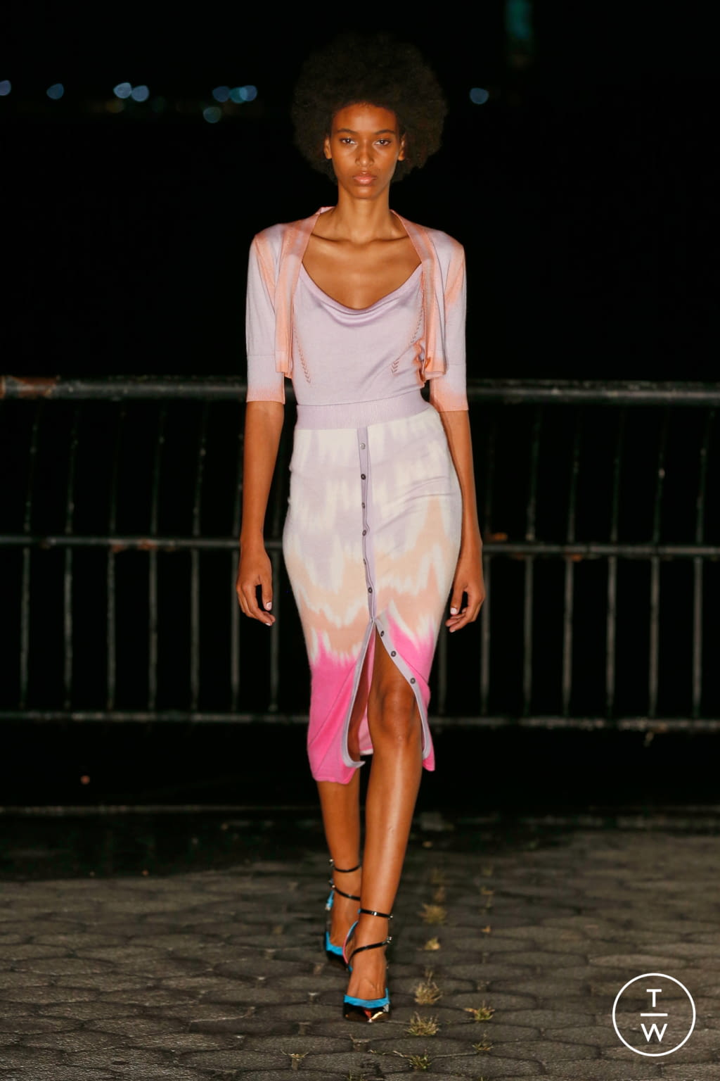 Fashion Week New York Spring/Summer 2022 look 39 from the Prabal Gurung collection womenswear