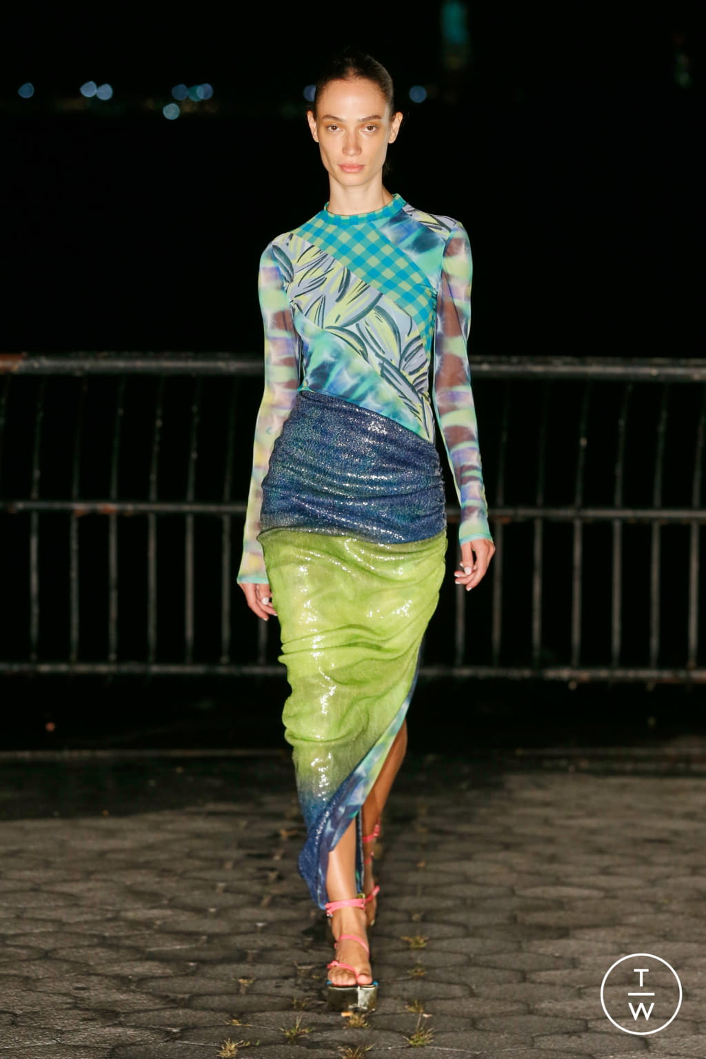 Fashion Week New York Spring/Summer 2022 look 41 from the Prabal Gurung collection womenswear
