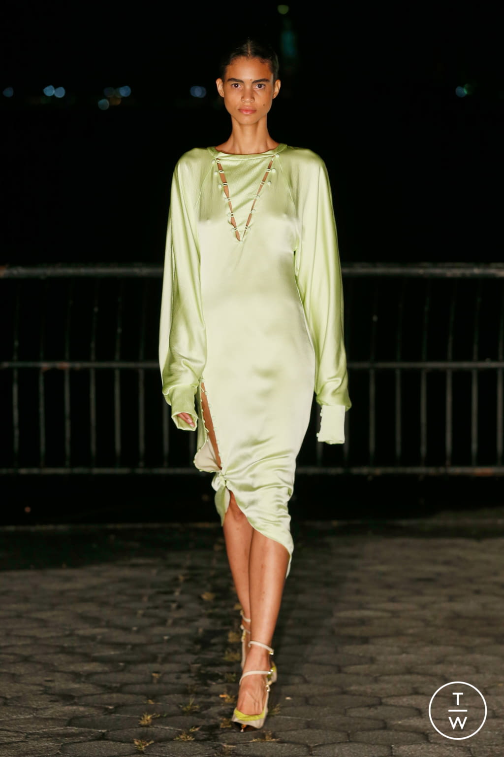 Fashion Week New York Spring/Summer 2022 look 46 from the Prabal Gurung collection womenswear