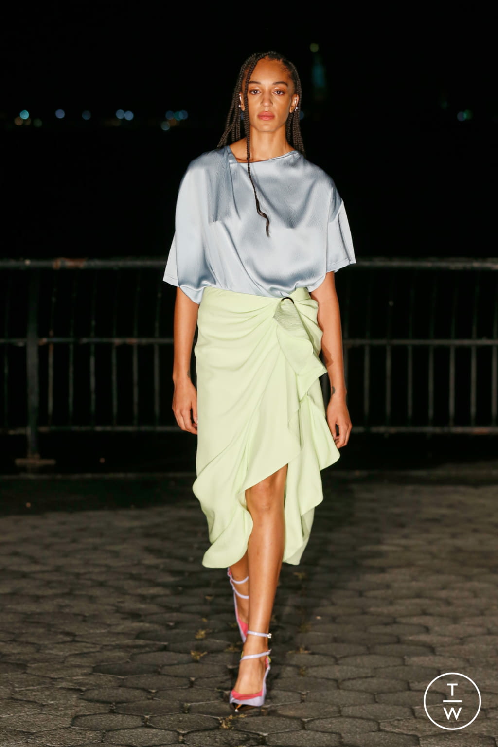 Fashion Week New York Spring/Summer 2022 look 47 from the Prabal Gurung collection womenswear