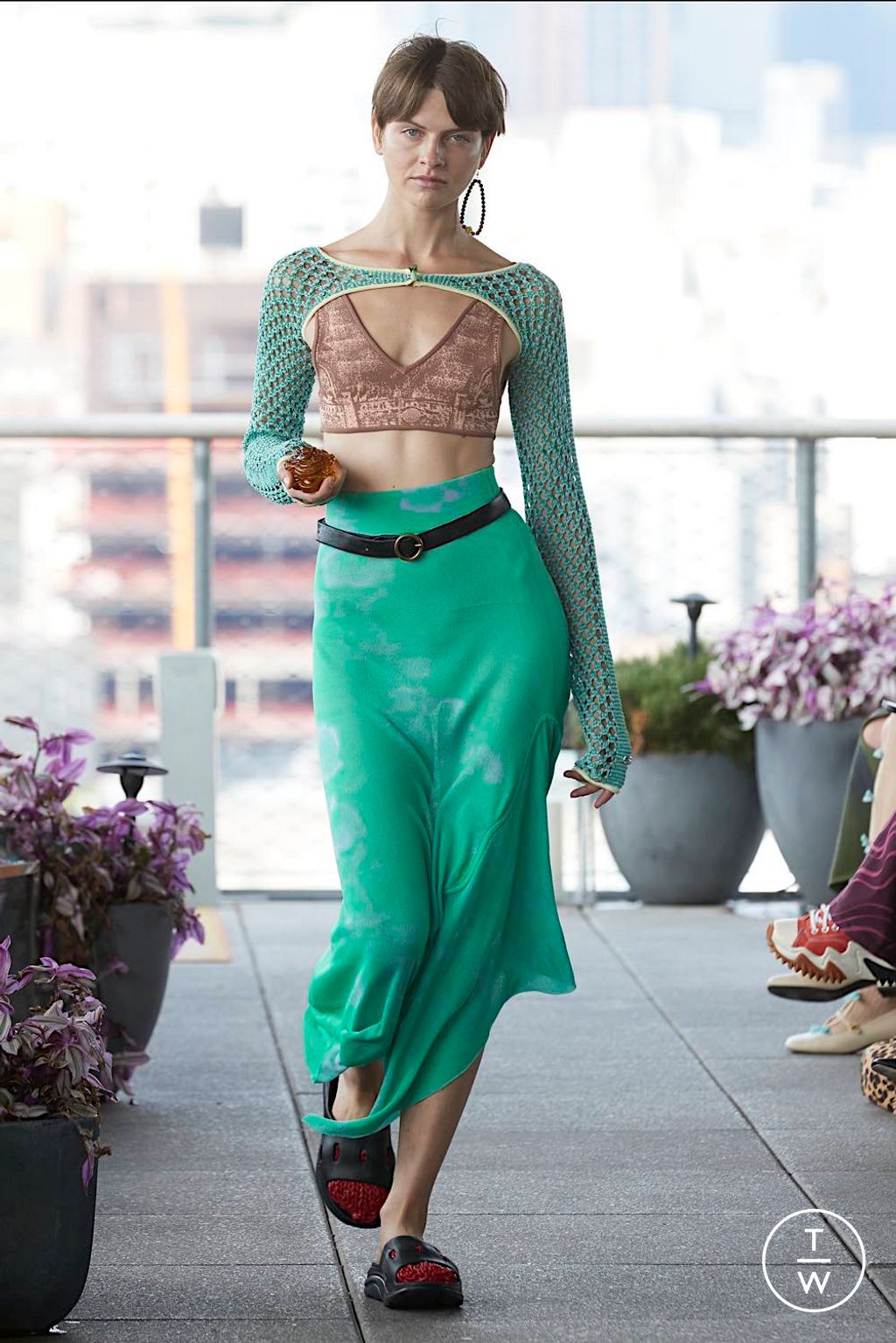Fashion Week New York Spring/Summer 2024 look 1 de la collection PH5 womenswear