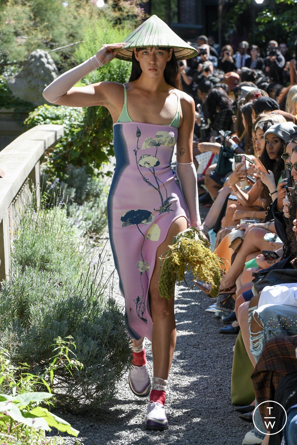 Fashion Week New York Spring/Summer 2025 look 25 from the PH5 collection womenswear