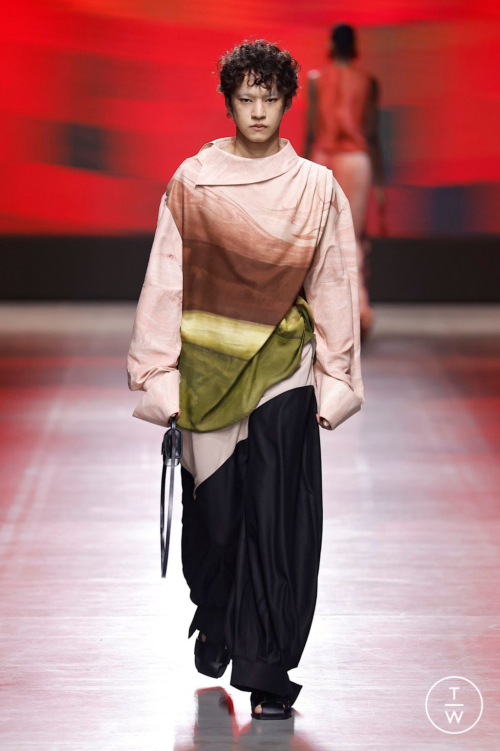Fashion Week Milan Spring/Summer 2026 look 20 from the Phan Dang Hoang collection womenswear