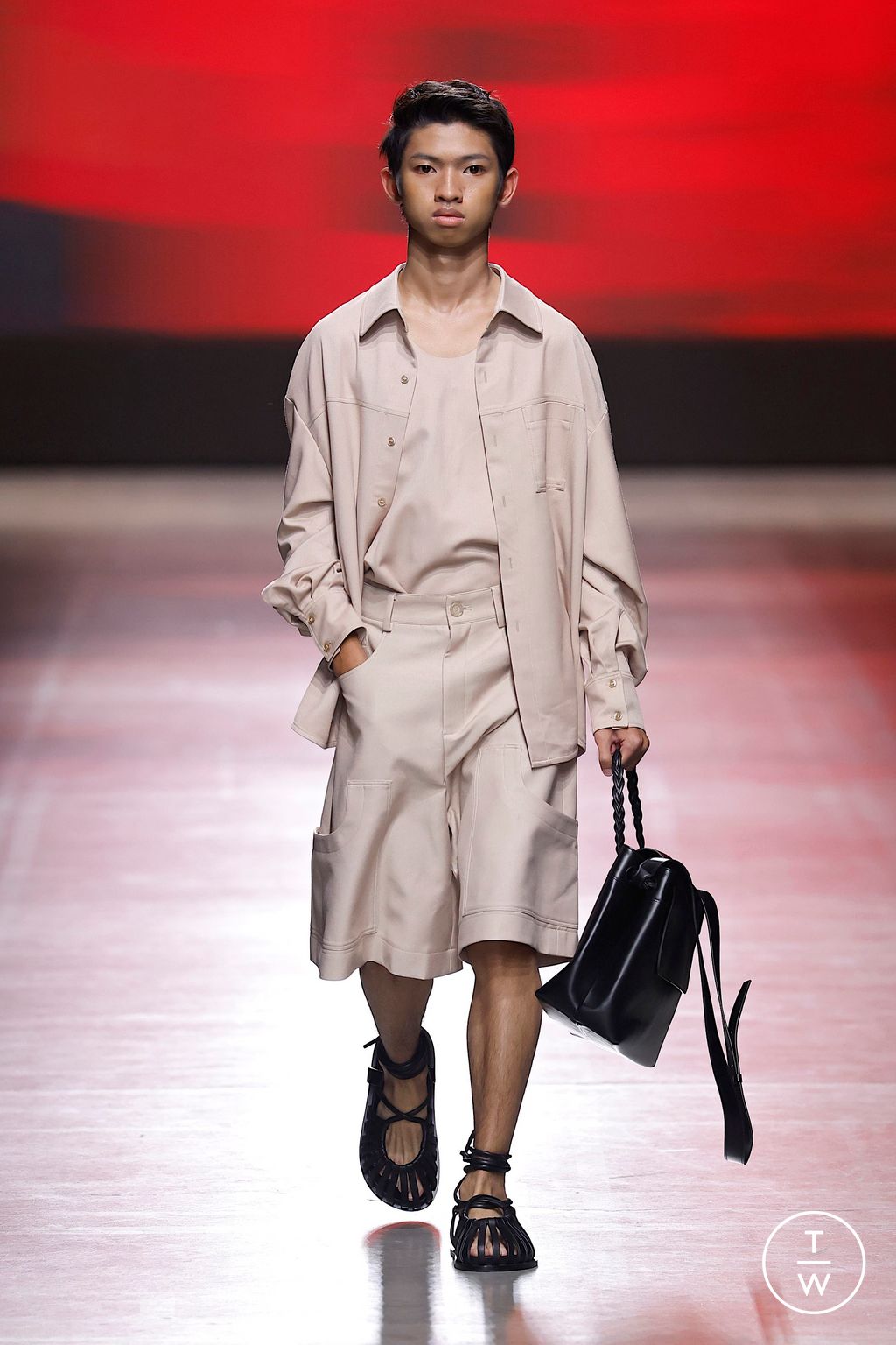 Fashion Week Milan Spring/Summer 2026 look 21 de la collection Phan Dang Hoang womenswear