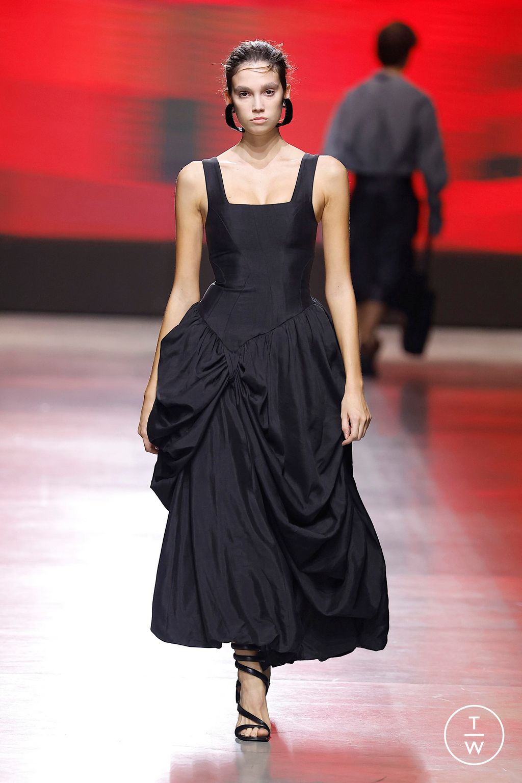 Fashion Week Milan Spring/Summer 2026 look 34 from the Phan Dang Hoang collection 女装