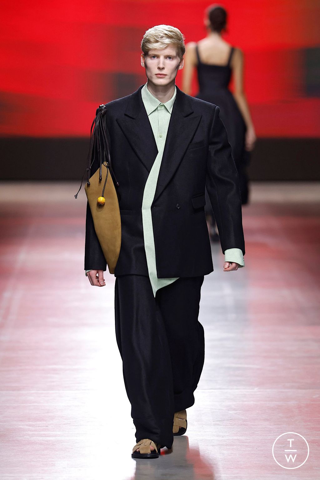 Fashion Week Milan Spring/Summer 2026 look 35 de la collection Phan Dang Hoang womenswear