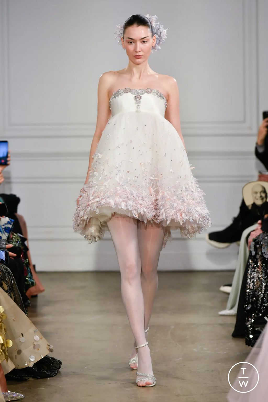 Fashion Week Paris Spring/Summer 2026 look 5 from the Phan Huy collection couture