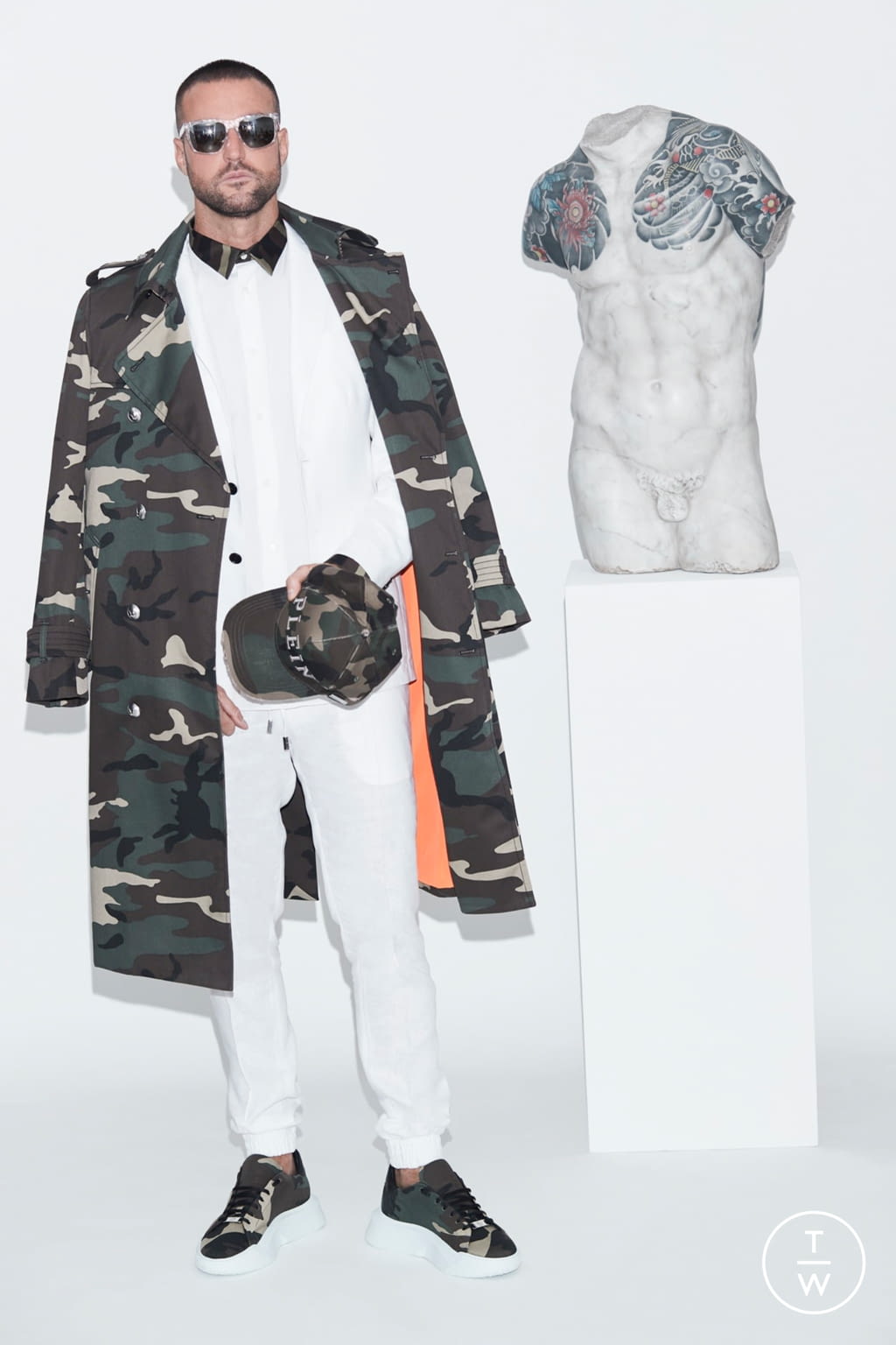 Fashion Week Milan Spring/Summer 2021 look 1 from the Philipp Plein collection menswear