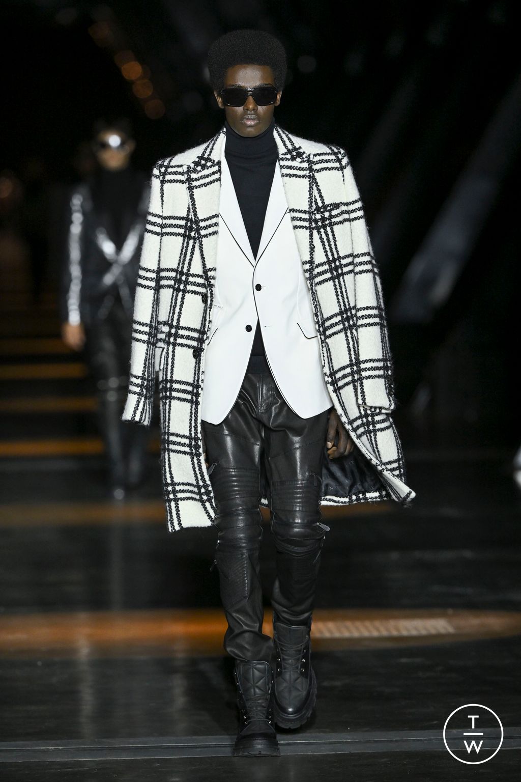 Fashion Week Milan Fall/Winter 2023 look 48 from the Philipp Plein collection womenswear