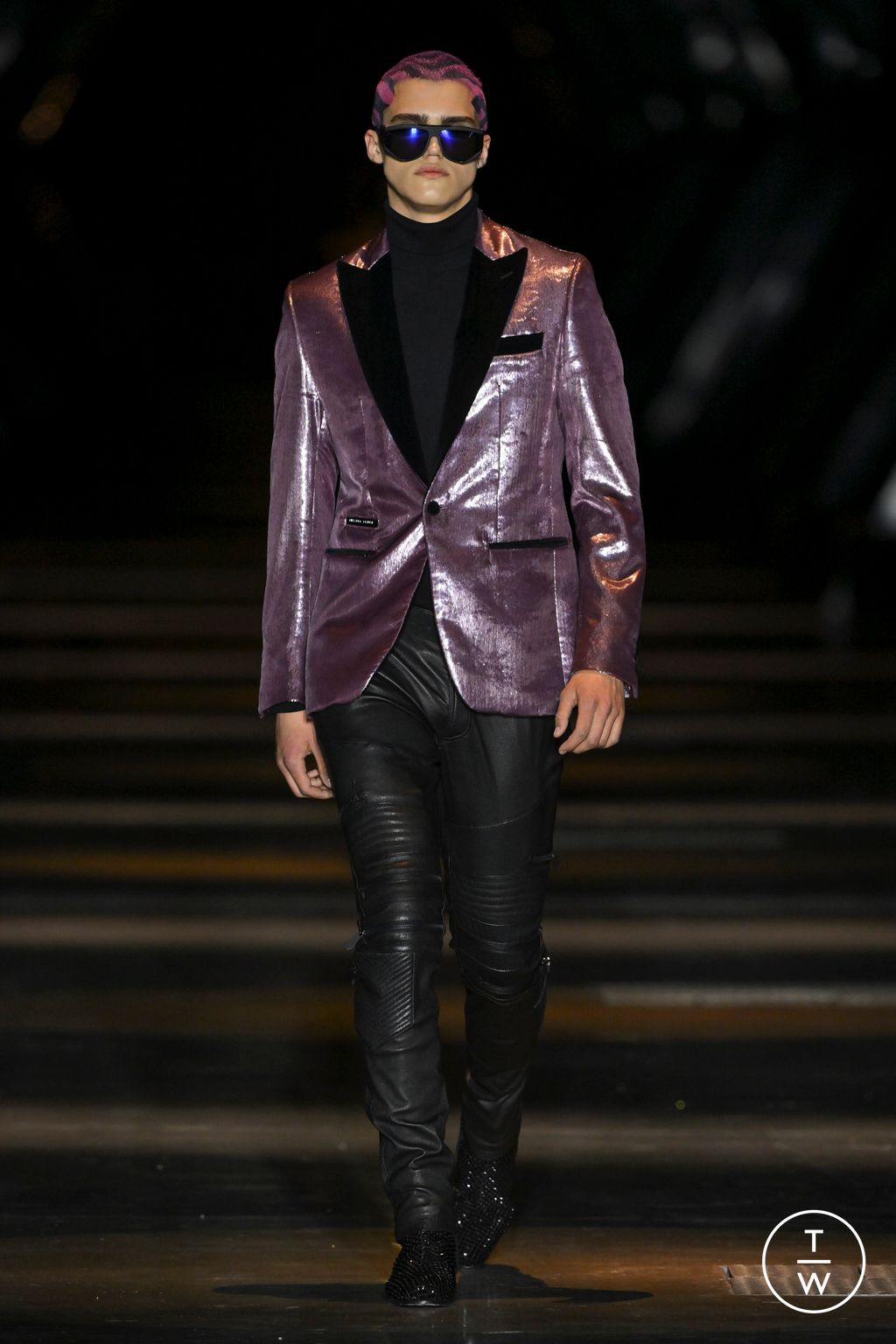 Fashion Week Milan Fall/Winter 2023 look 70 from the Philipp Plein collection 女装