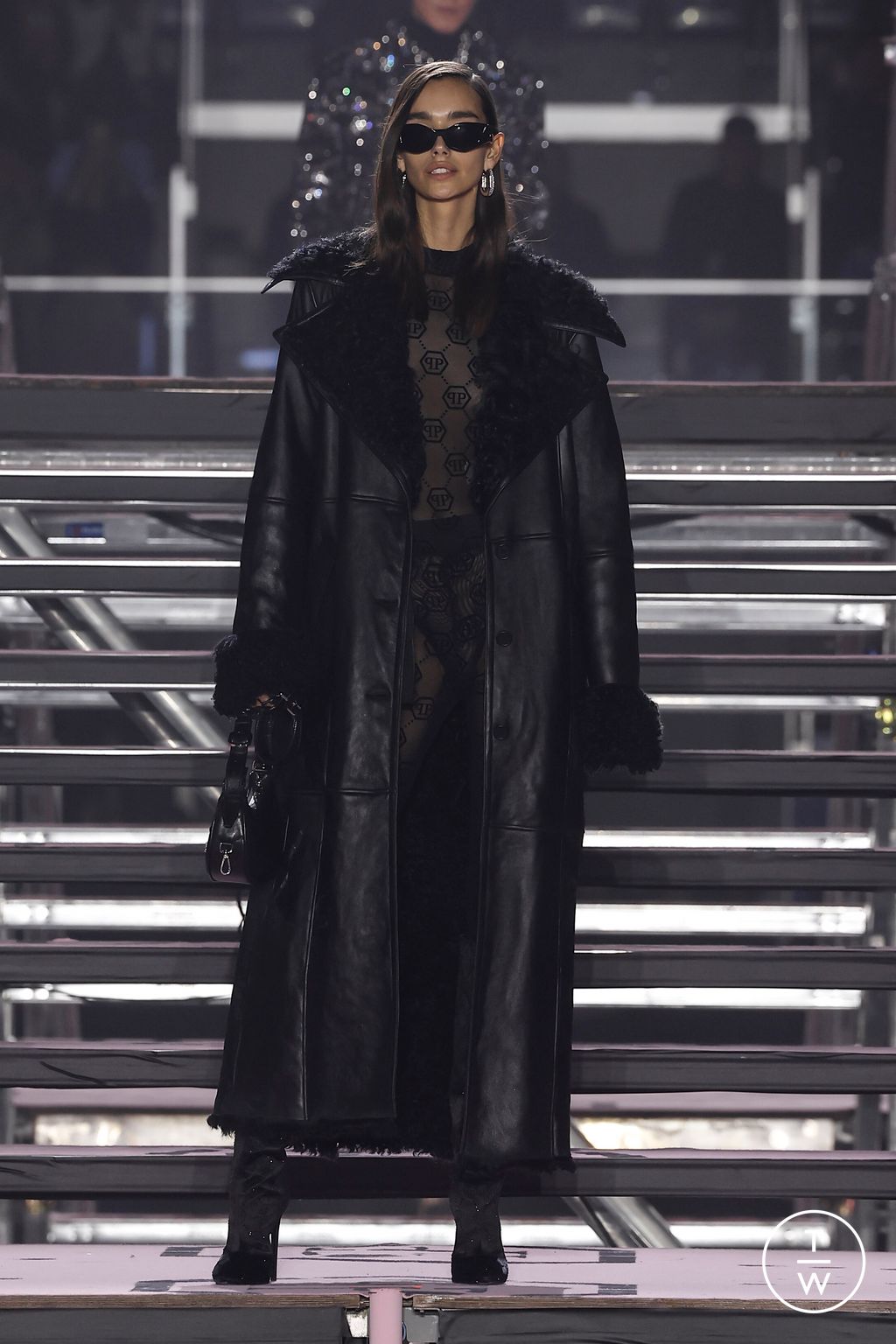 Fashion Week Milan Fall/Winter 2024 look 14 from the Philipp Plein collection 女装