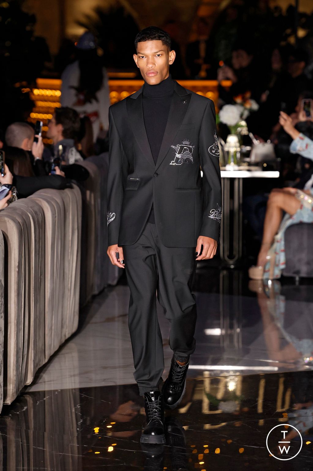 Fashion Week Milan Fall/Winter 2025 look 34 from the Philipp Plein collection womenswear
