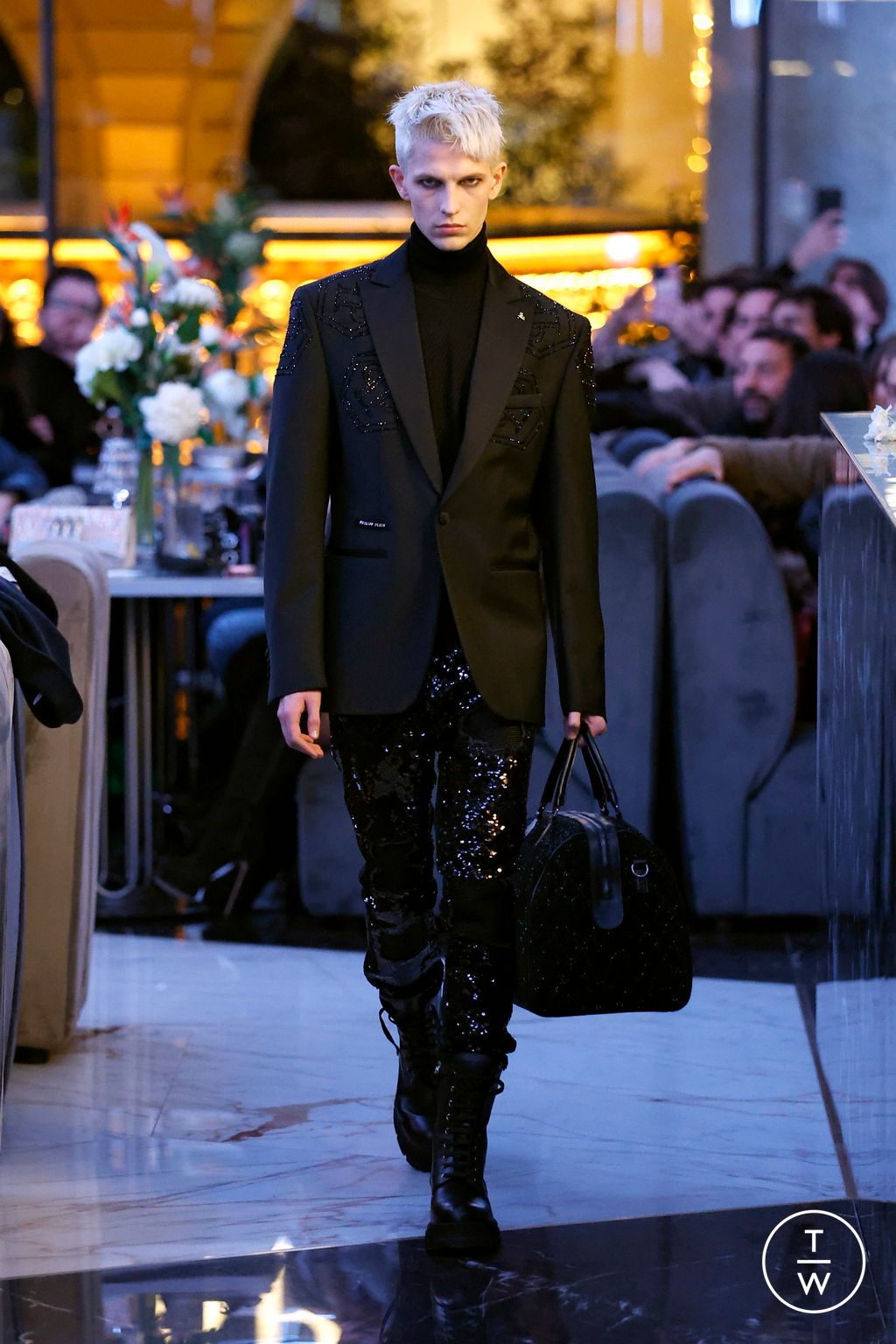Fashion Week Milan Fall/Winter 2025 look 1 from the Philipp Plein collection menswear