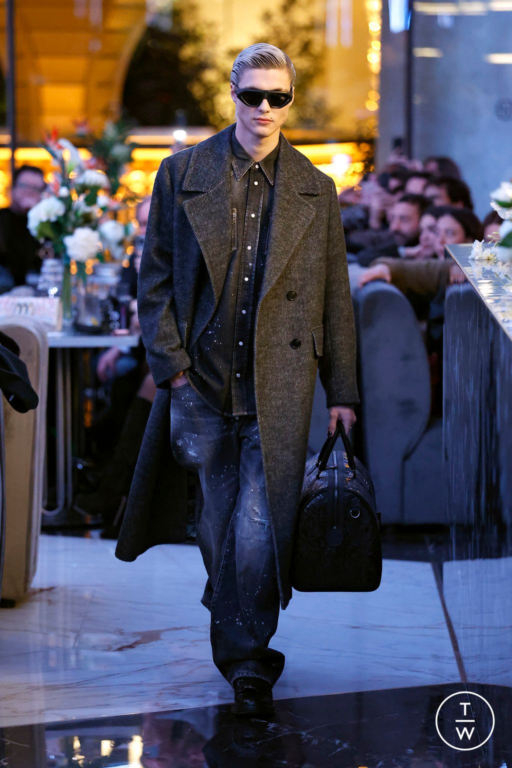 Fashion Week Milan Fall/Winter 2025 look 4 from the Philipp Plein collection menswear