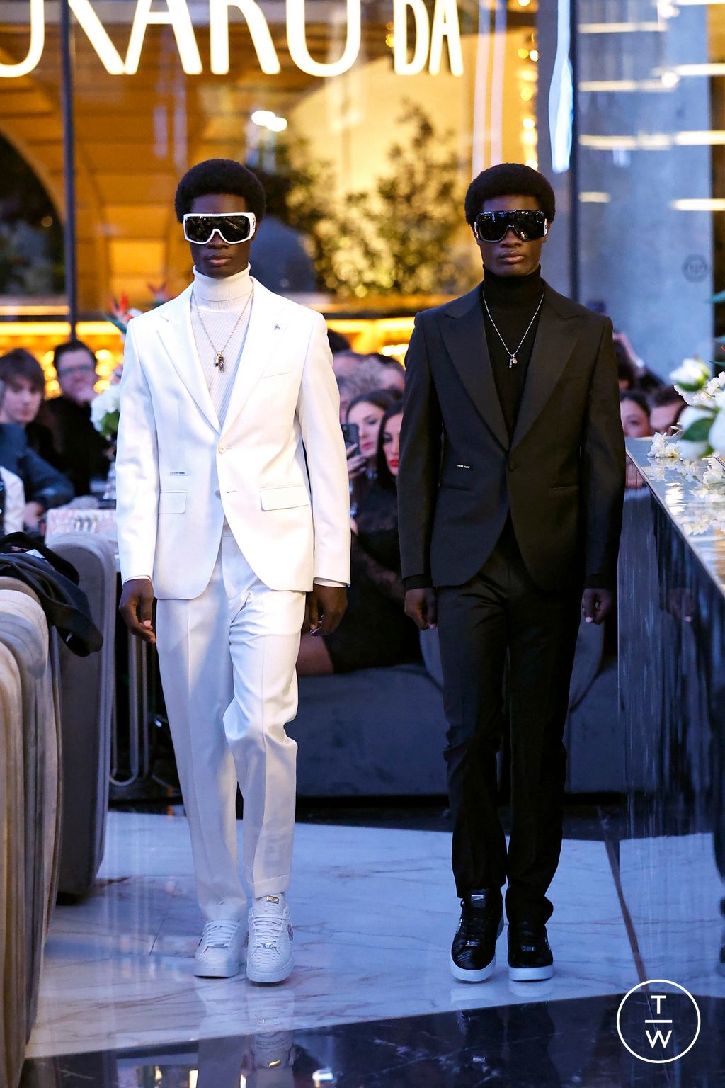 Fashion Week Milan Fall/Winter 2025 look 5 from the Philipp Plein collection menswear