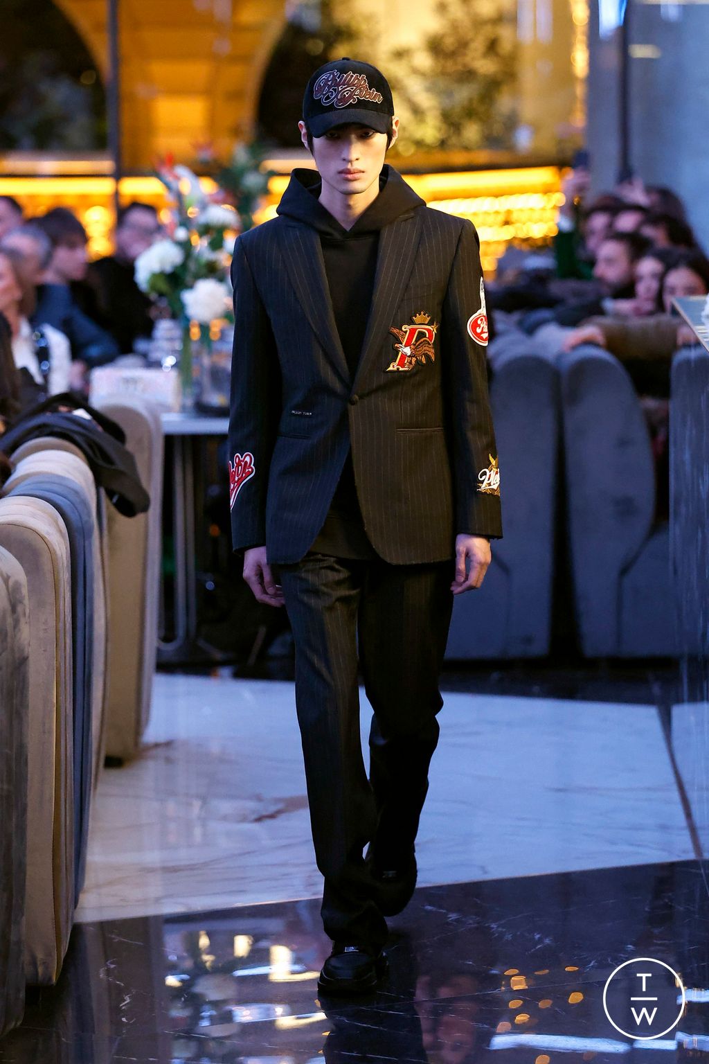 Fashion Week Milan Fall/Winter 2025 look 7 from the Philipp Plein collection menswear