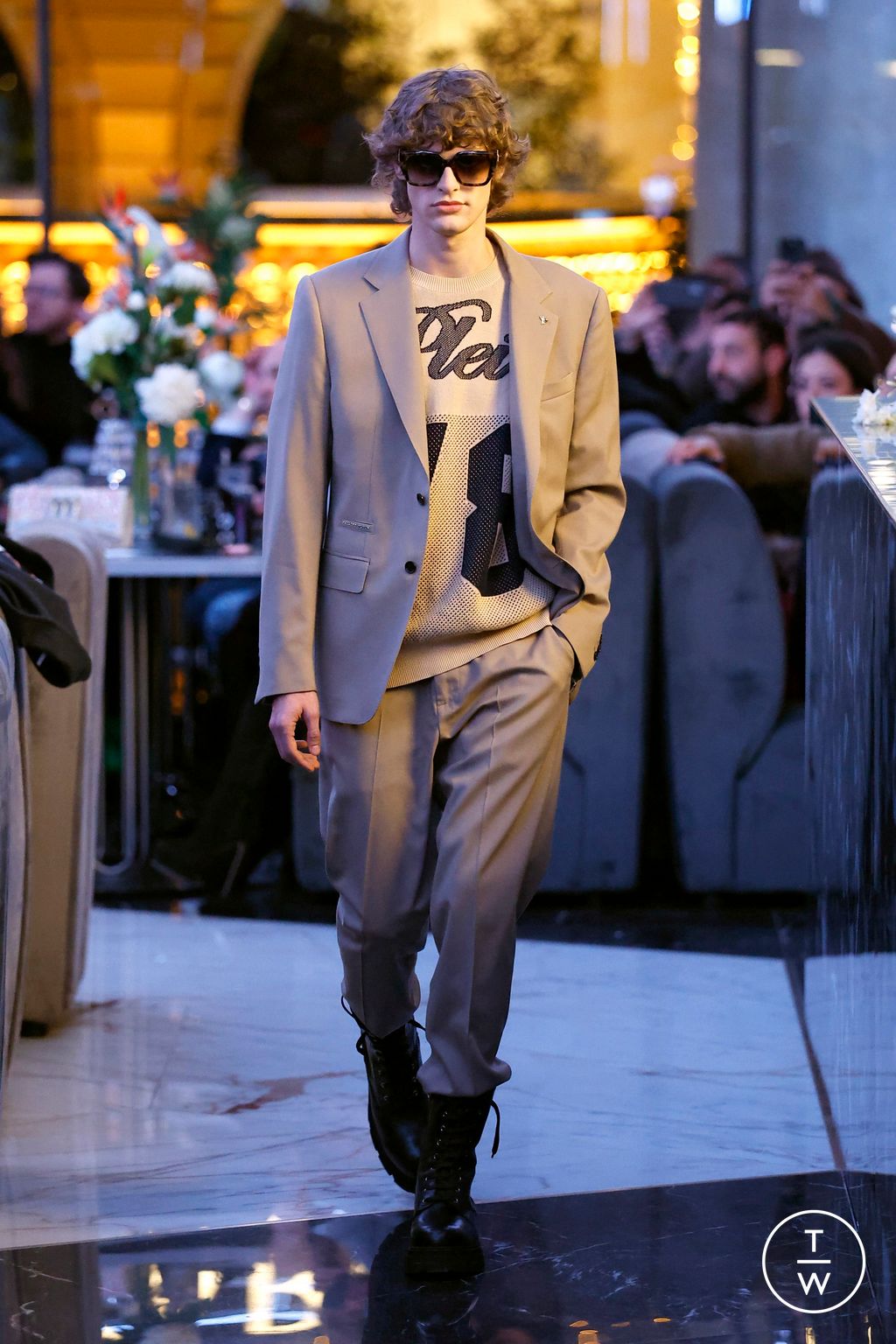 Fashion Week Milan Fall/Winter 2025 look 14 from the Philipp Plein collection menswear