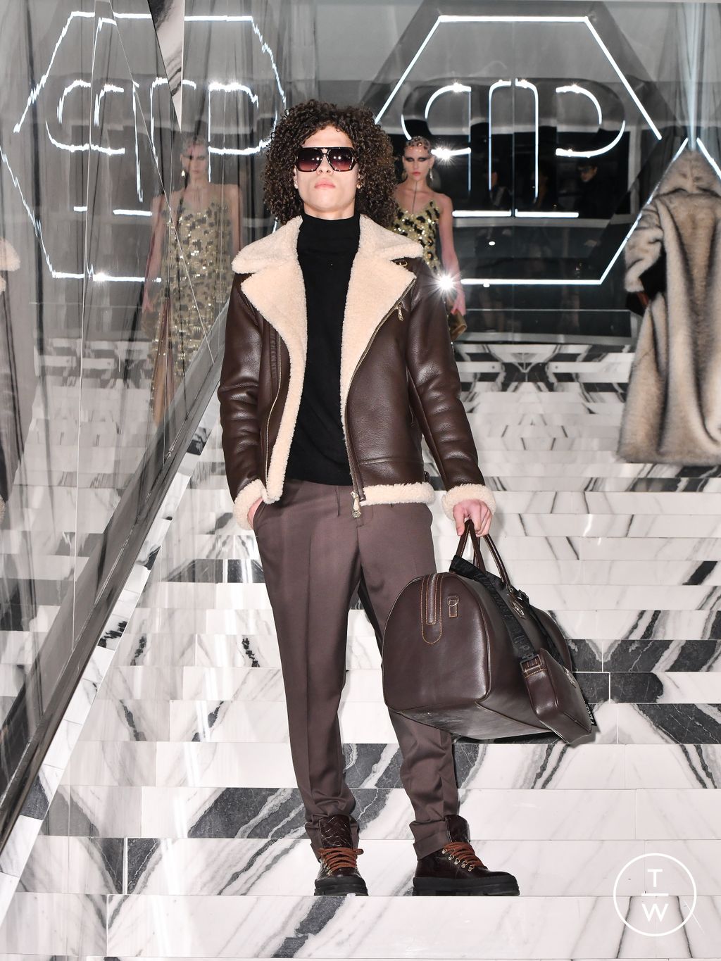 Fashion Week Milan Fall/Winter 2026 look 19 from the Philipp Plein collection womenswear