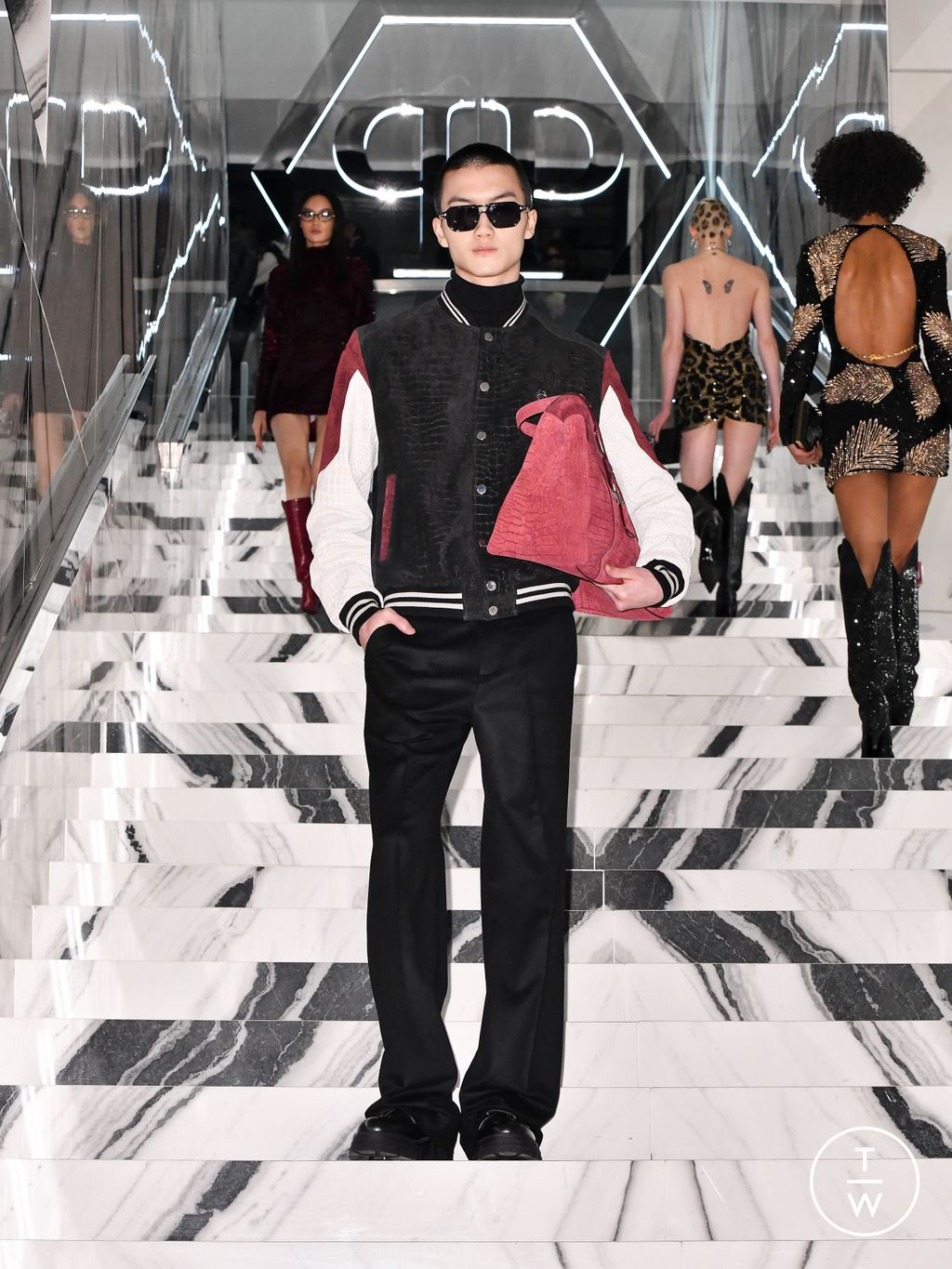 Fashion Week Milan Fall/Winter 2026 look 34 from the Philipp Plein collection womenswear
