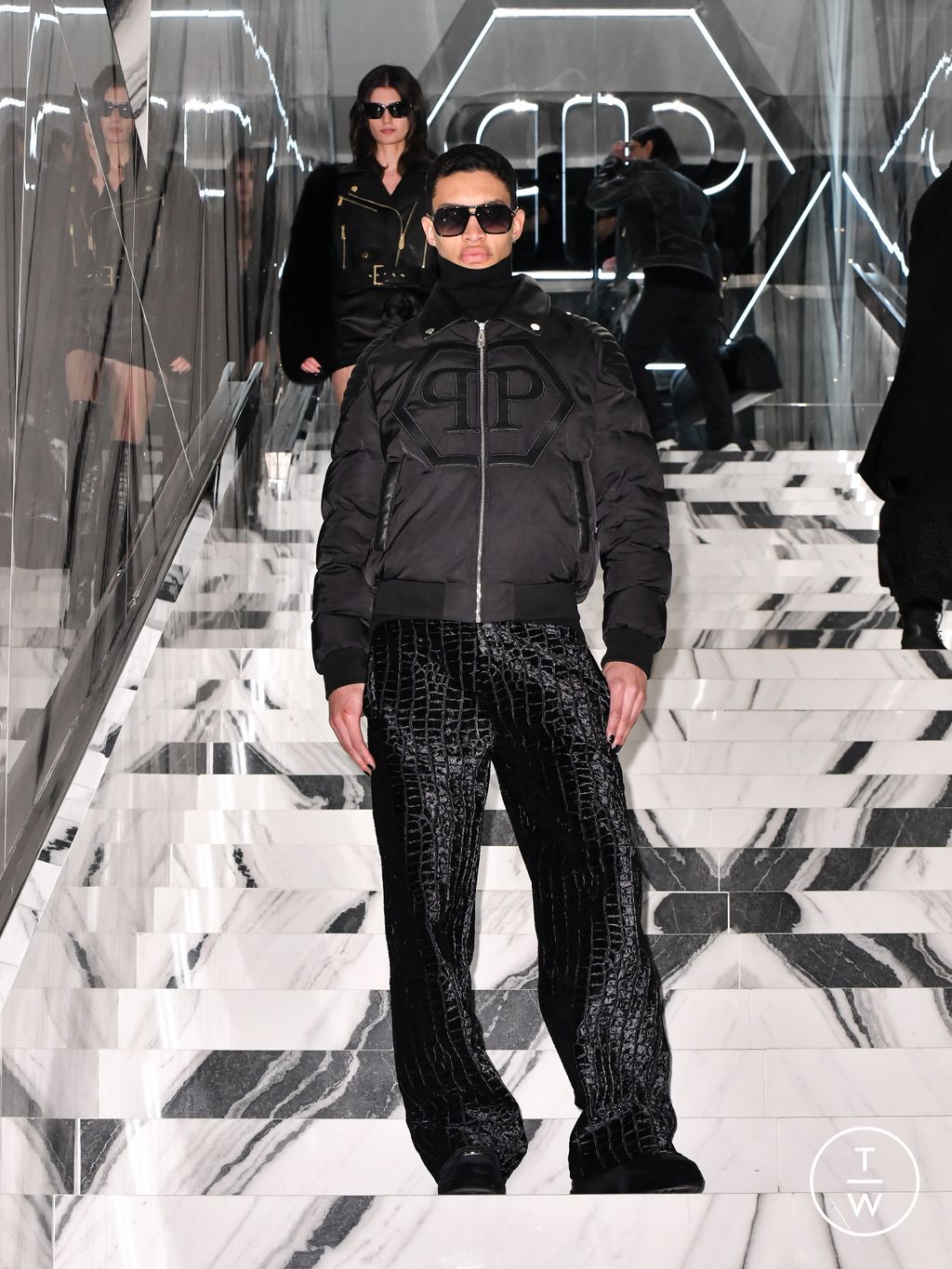 Fashion Week Milan Fall/Winter 2026 look 52 from the Philipp Plein collection womenswear
