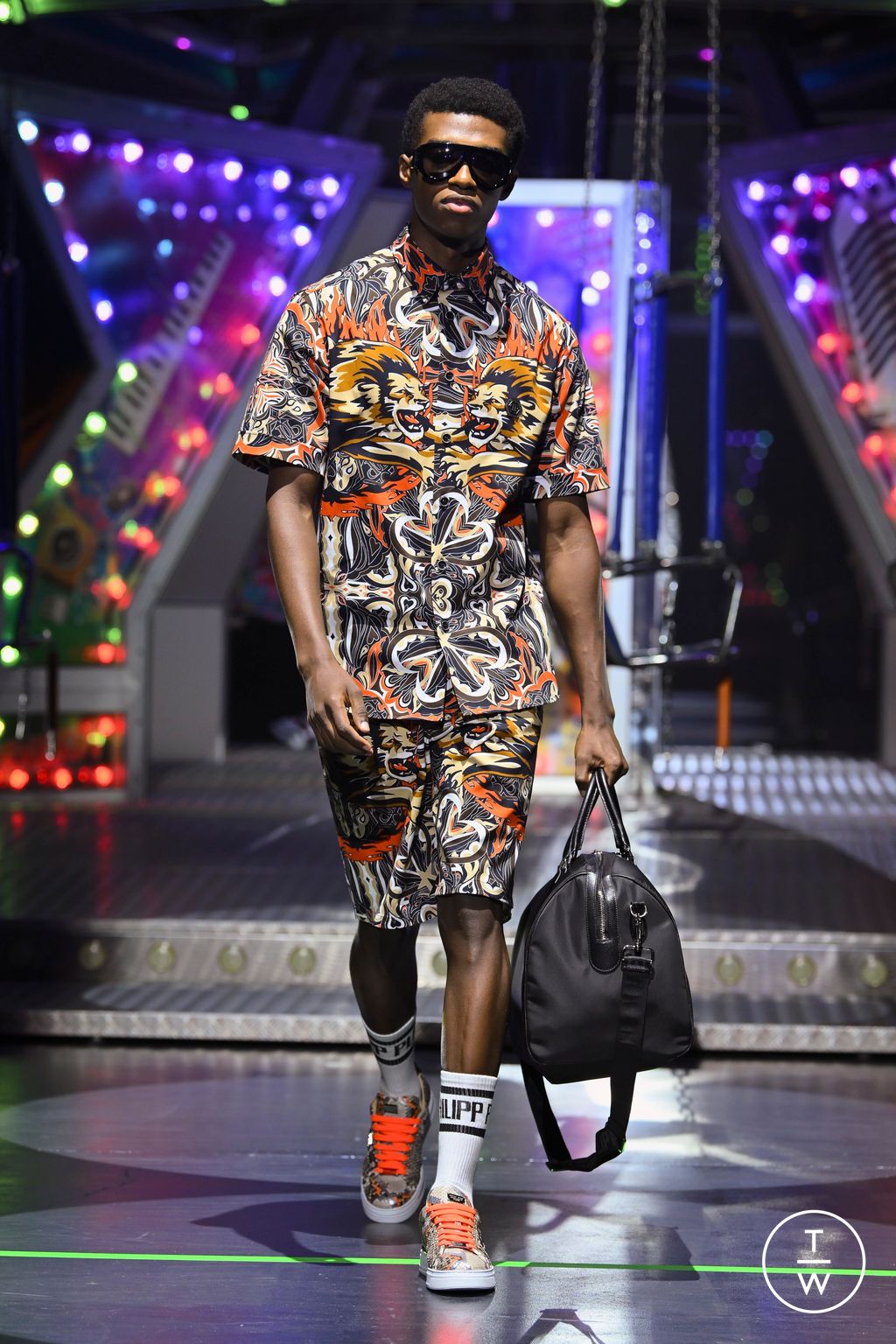 Fashion Week Milan Spring/Summer 2024 look 44 from the Philipp Plein collection 女装