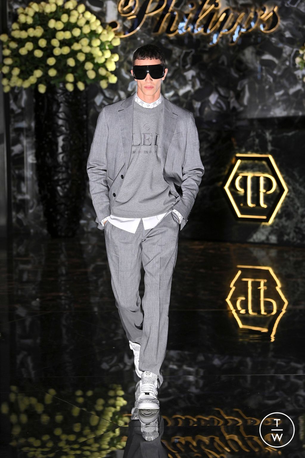 Fashion Week Milan Spring/Summer 2025 look 6 from the Philipp Plein collection womenswear