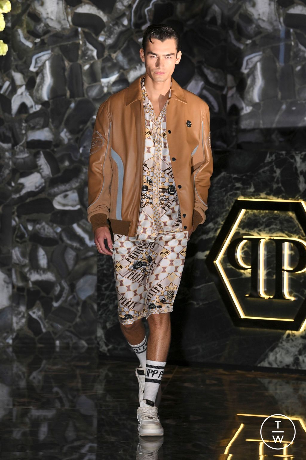 Fashion Week Milan Spring/Summer 2025 look 8 from the Philipp Plein collection 女装
