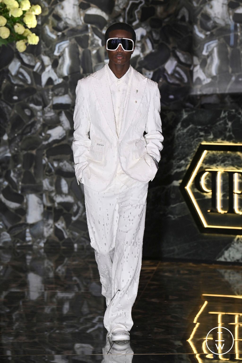 Fashion Week Milan Spring/Summer 2025 look 14 from the Philipp Plein collection womenswear