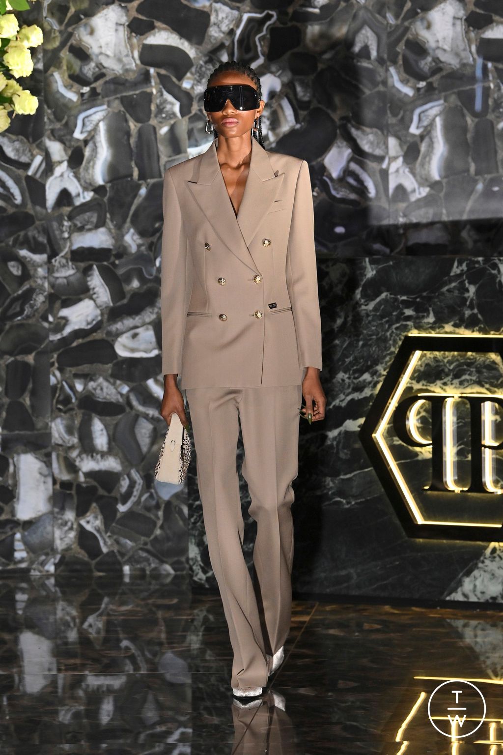 Fashion Week Milan Spring/Summer 2025 look 25 from the Philipp Plein collection womenswear