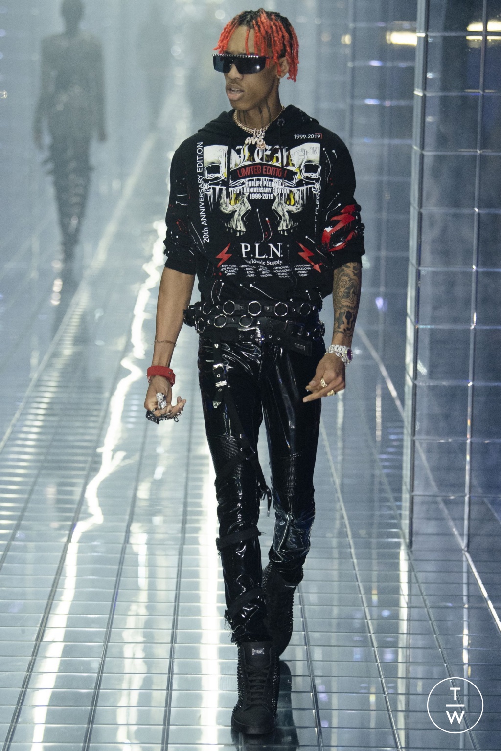 Fashion Week Milan Spring/Summer 2019 look 29 from the Philipp Plein collection 女装