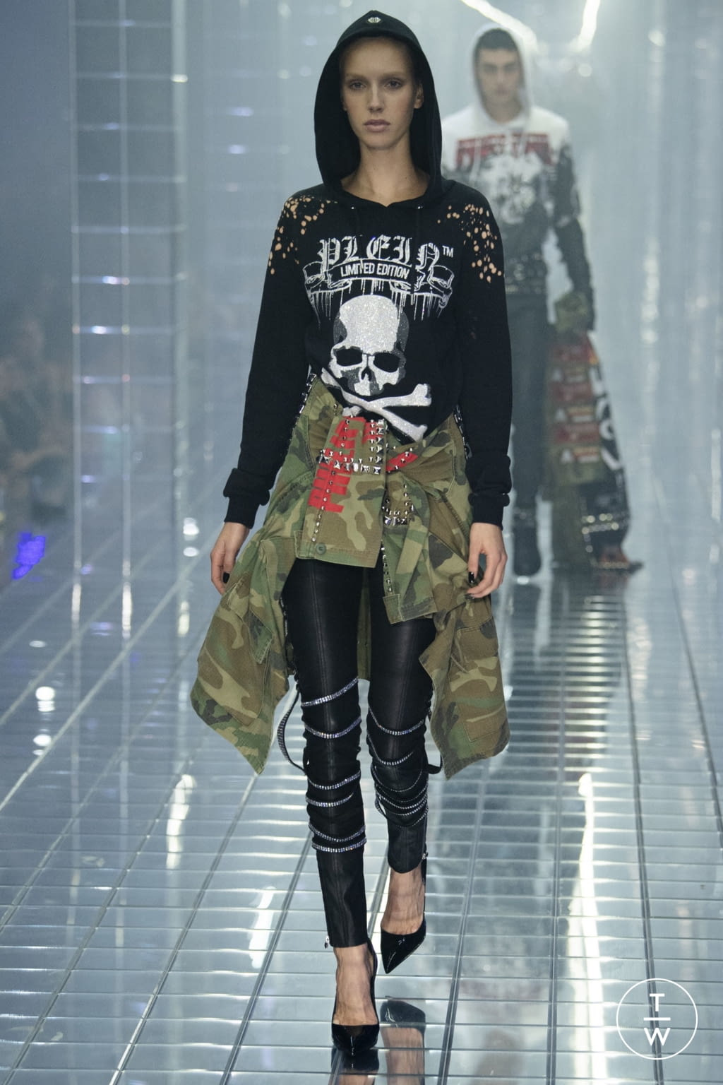 Fashion Week Milan Spring/Summer 2019 look 33 from the Philipp Plein collection womenswear