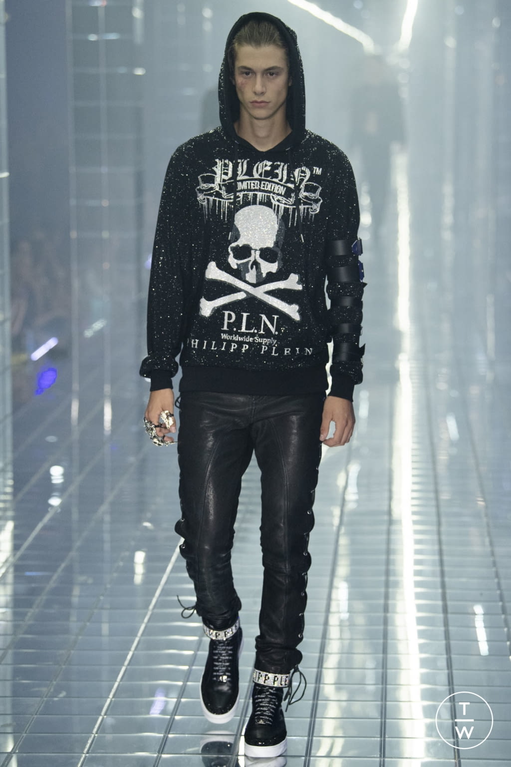 Fashion Week Milan Spring/Summer 2019 look 42 from the Philipp Plein collection womenswear