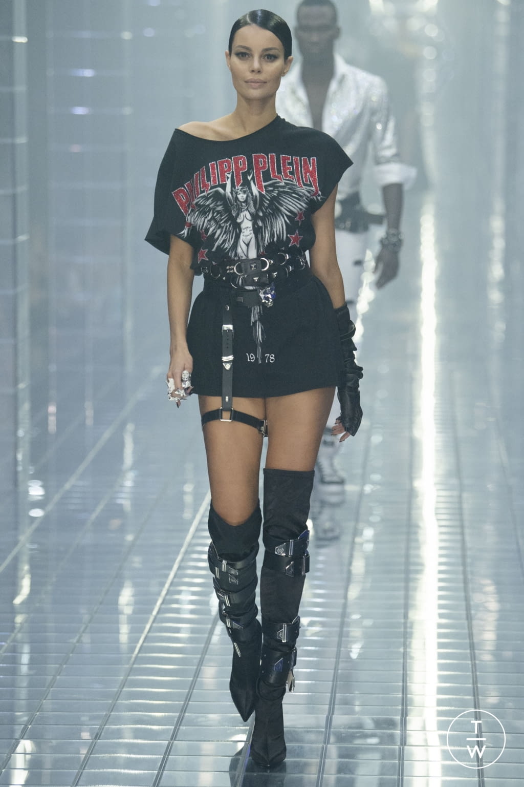 Fashion Week Milan Spring/Summer 2019 look 54 from the Philipp Plein collection 女装