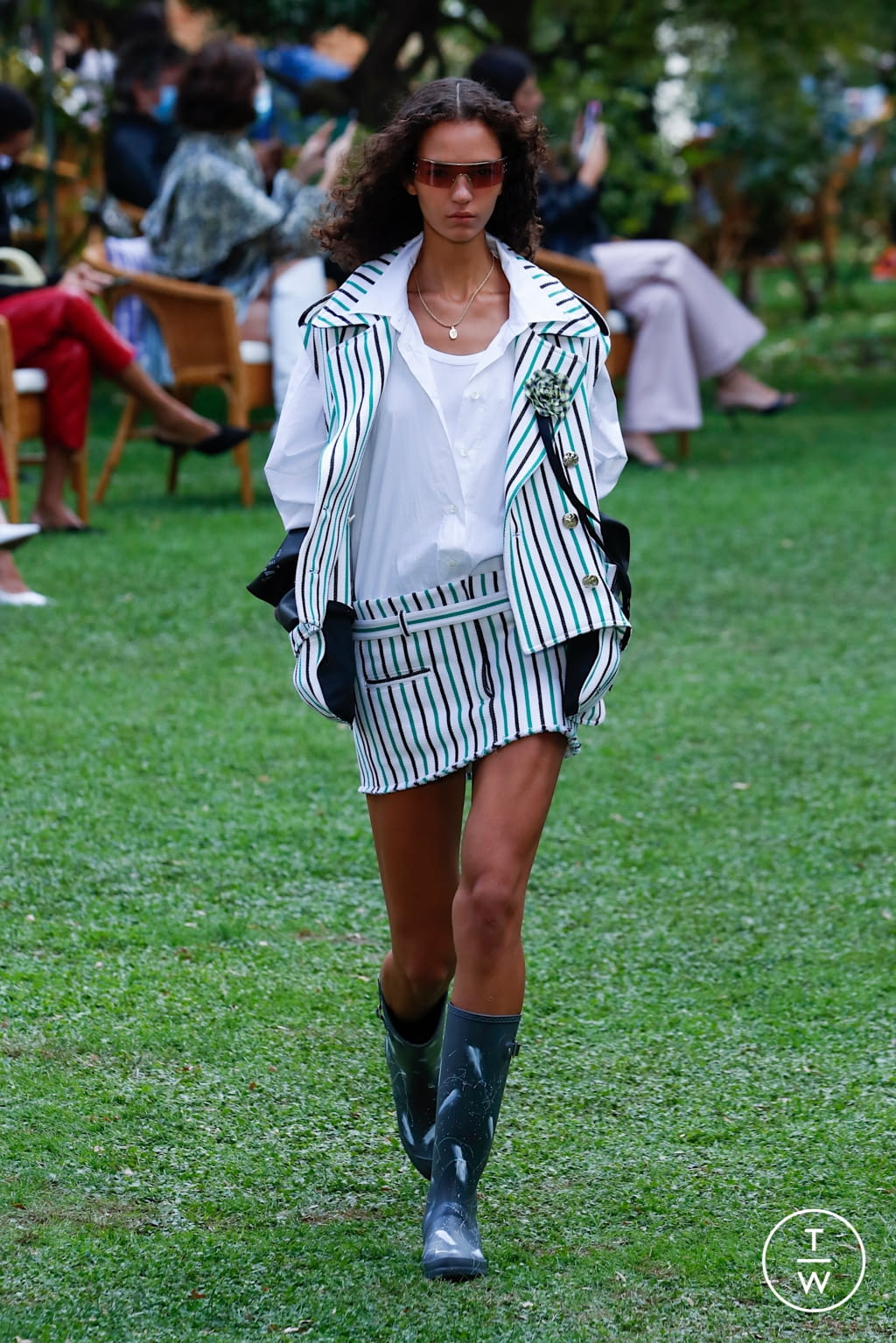 Fashion Week Milan Spring/Summer 2021 look 12 from the Philosophy di Lorenzo Serafini collection womenswear