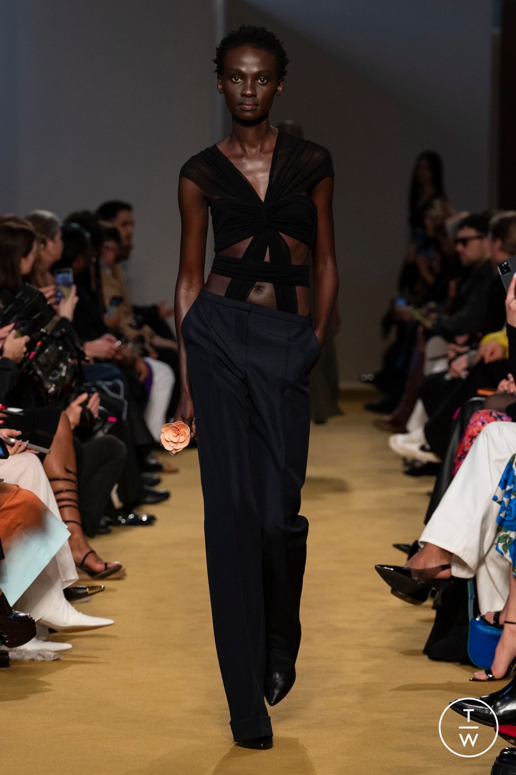 Fashion Week Milan Fall/Winter 2023 look 29 from the Philosophy di Lorenzo Serafini collection womenswear
