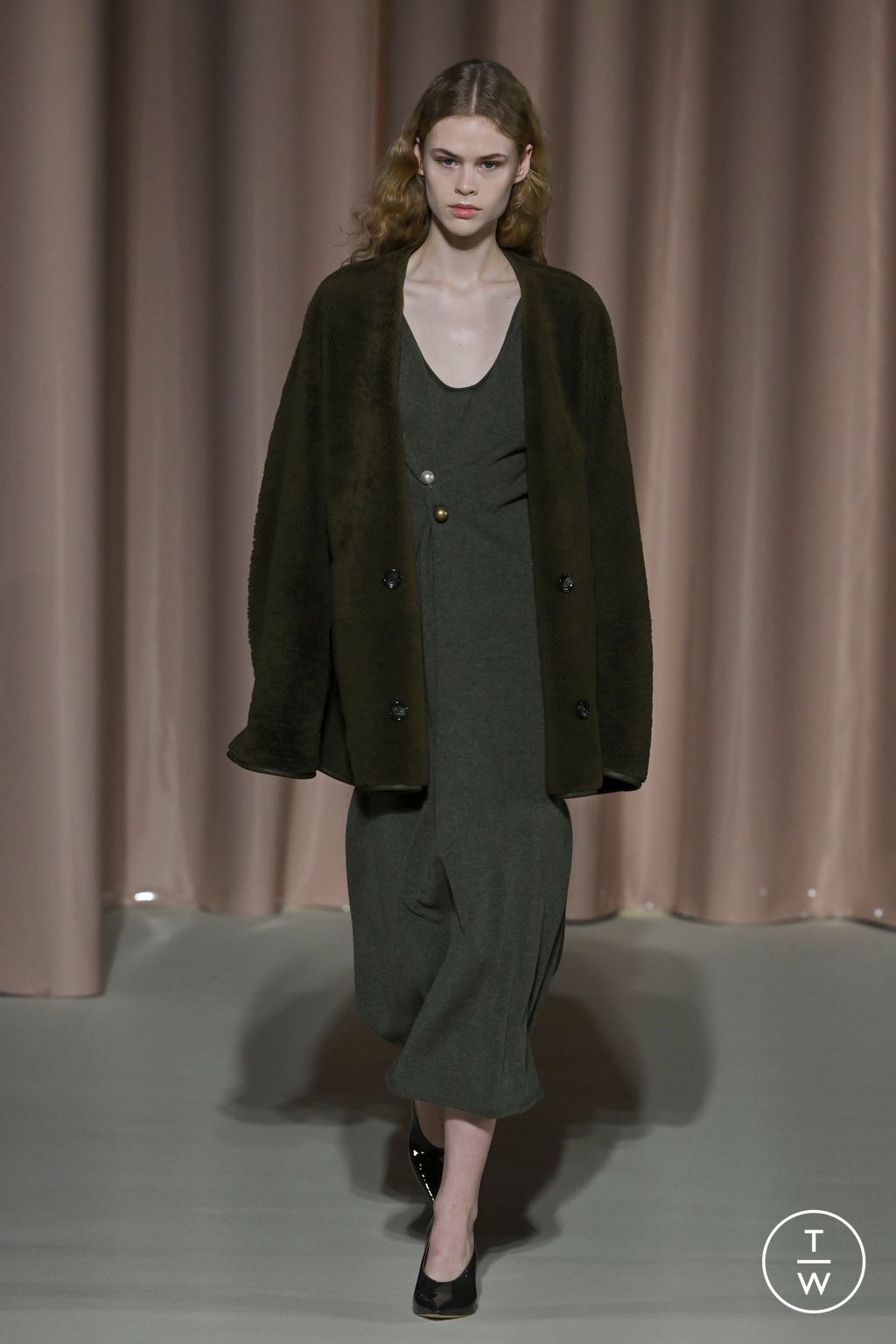 Fashion Week Milan Fall/Winter 2024 look 8 de la collection Philosophy di Lorenzo Serafini womenswear
