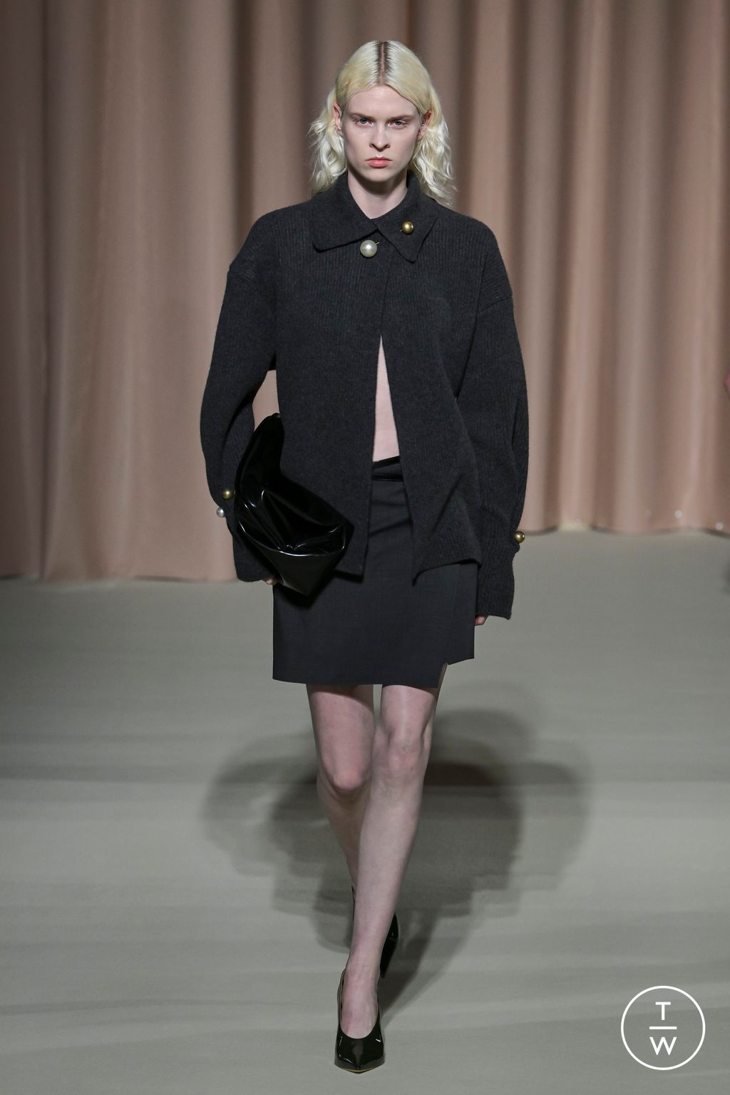 Fashion Week Milan Fall/Winter 2024 look 12 de la collection Philosophy di Lorenzo Serafini womenswear