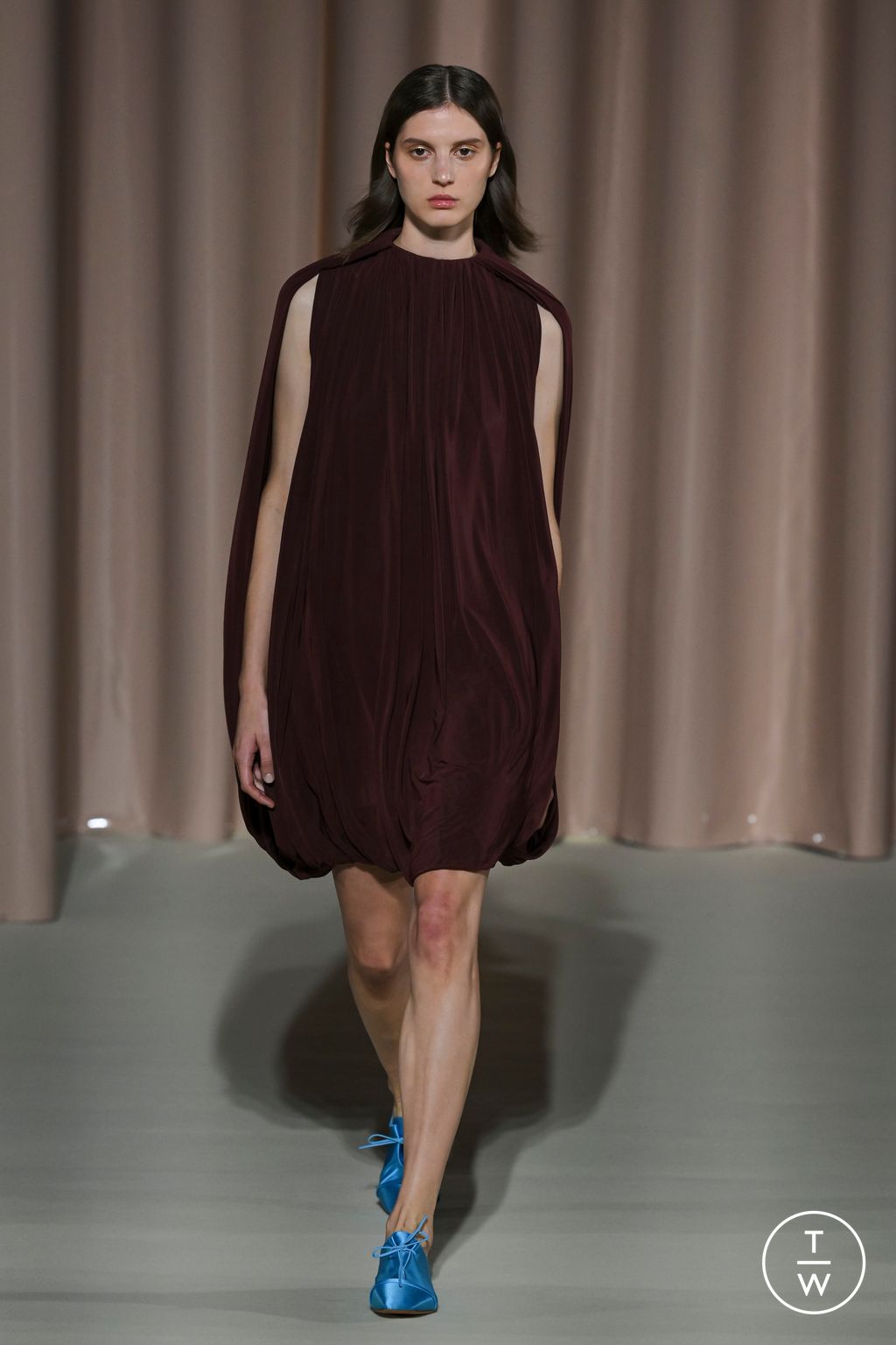 Fashion Week Milan Fall/Winter 2024 look 22 de la collection Philosophy di Lorenzo Serafini womenswear
