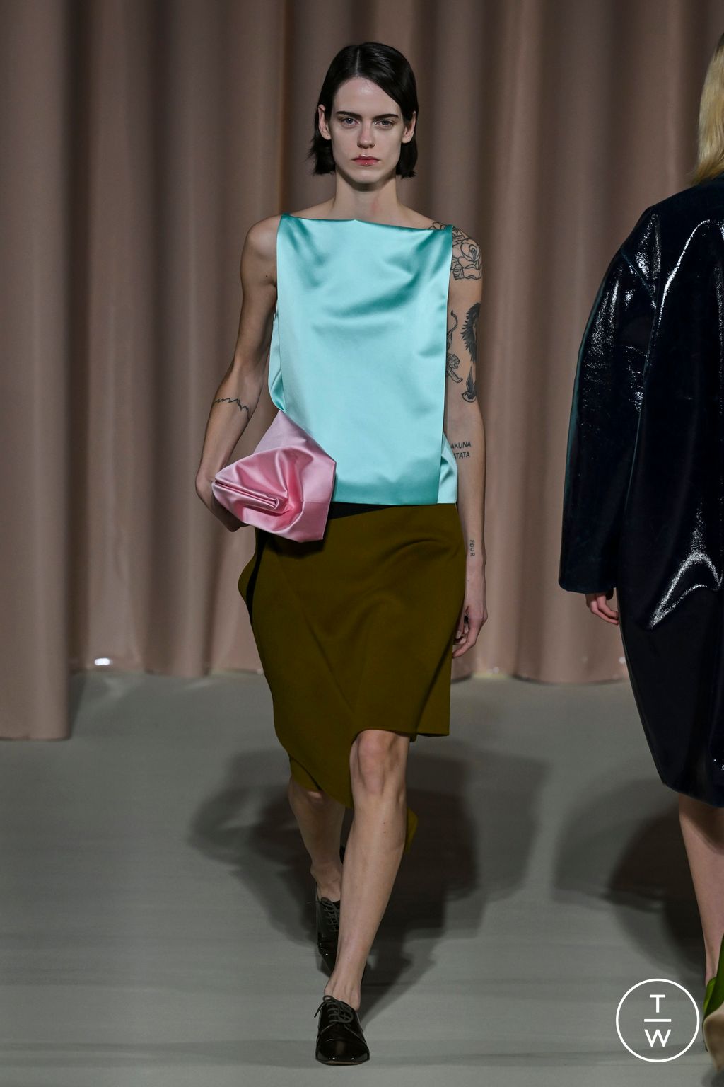 Fashion Week Milan Fall/Winter 2024 look 39 de la collection Philosophy di Lorenzo Serafini womenswear