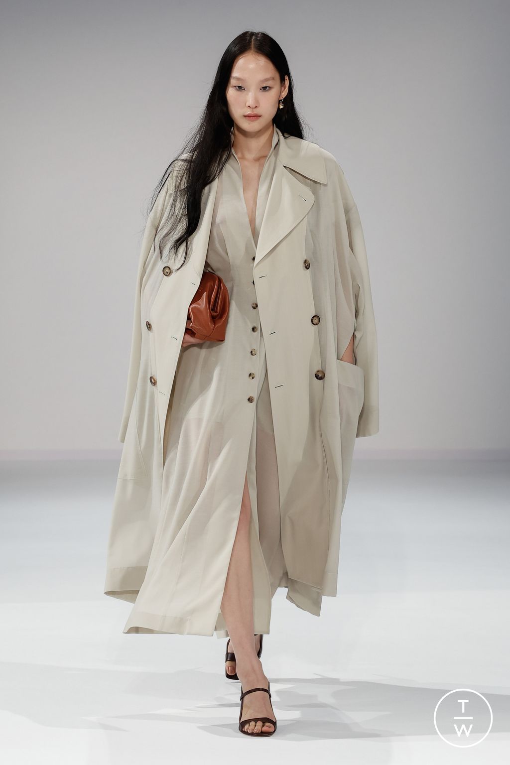 Fashion Week Milan Spring/Summer 2024 look 7 from the Philosophy di Lorenzo Serafini collection womenswear