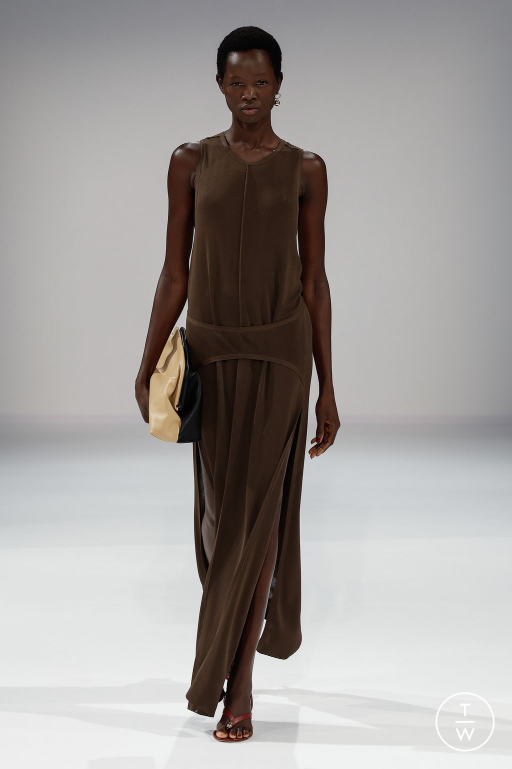 Fashion Week Milan Spring/Summer 2024 look 9 from the Philosophy di Lorenzo Serafini collection womenswear