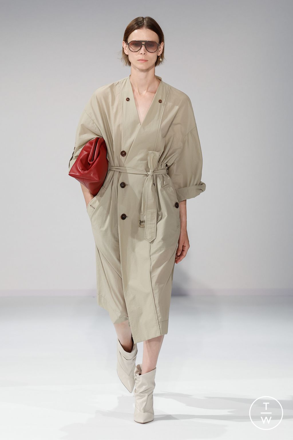 Fashion Week Milan Spring/Summer 2024 look 15 from the Philosophy di Lorenzo Serafini collection 女装