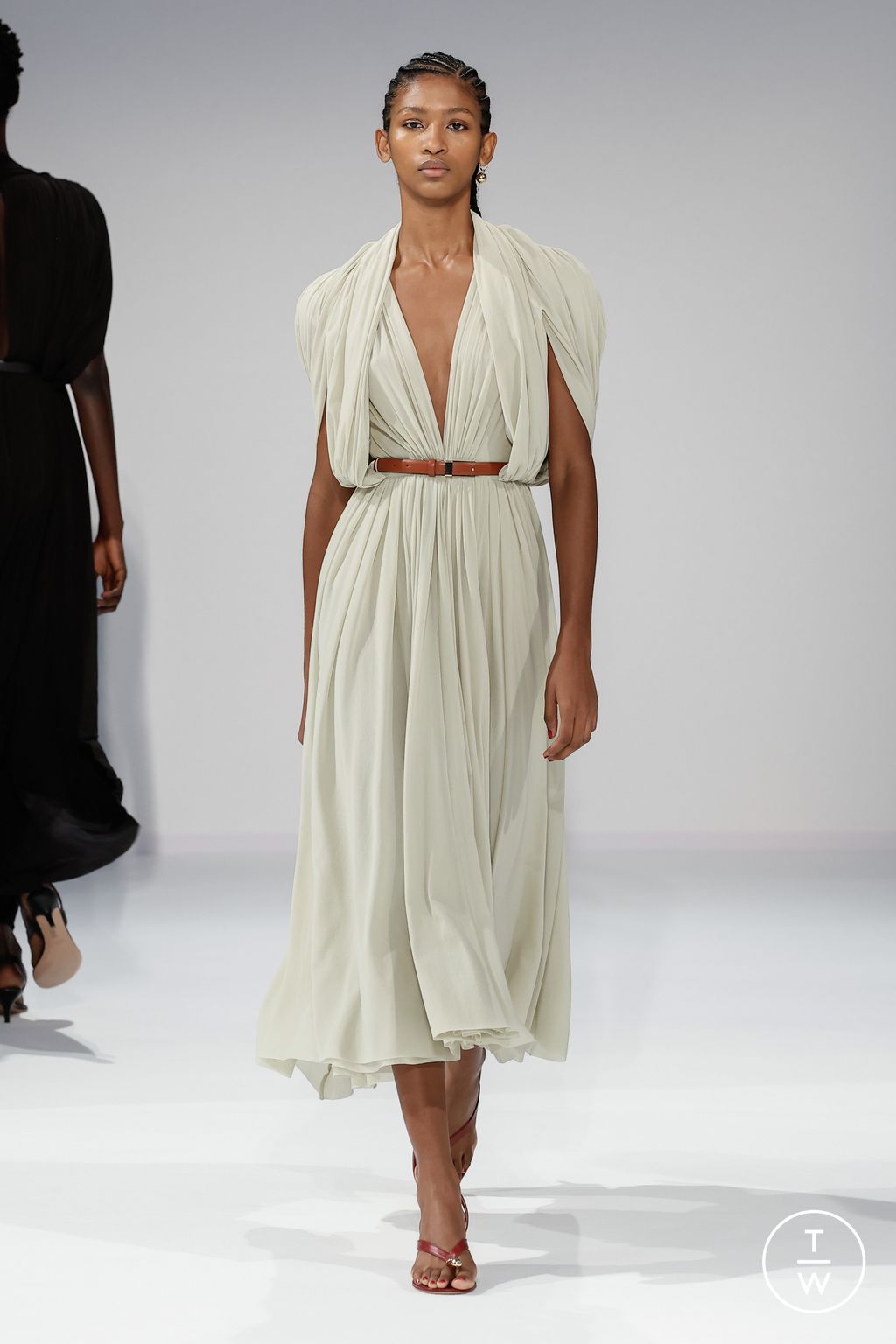 Fashion Week Milan Spring/Summer 2024 look 35 from the Philosophy di Lorenzo Serafini collection womenswear